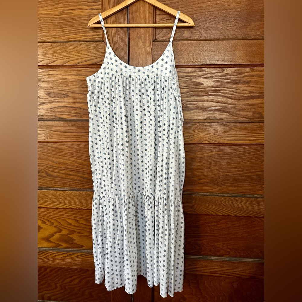Elegant White and Blue Patterned Dress